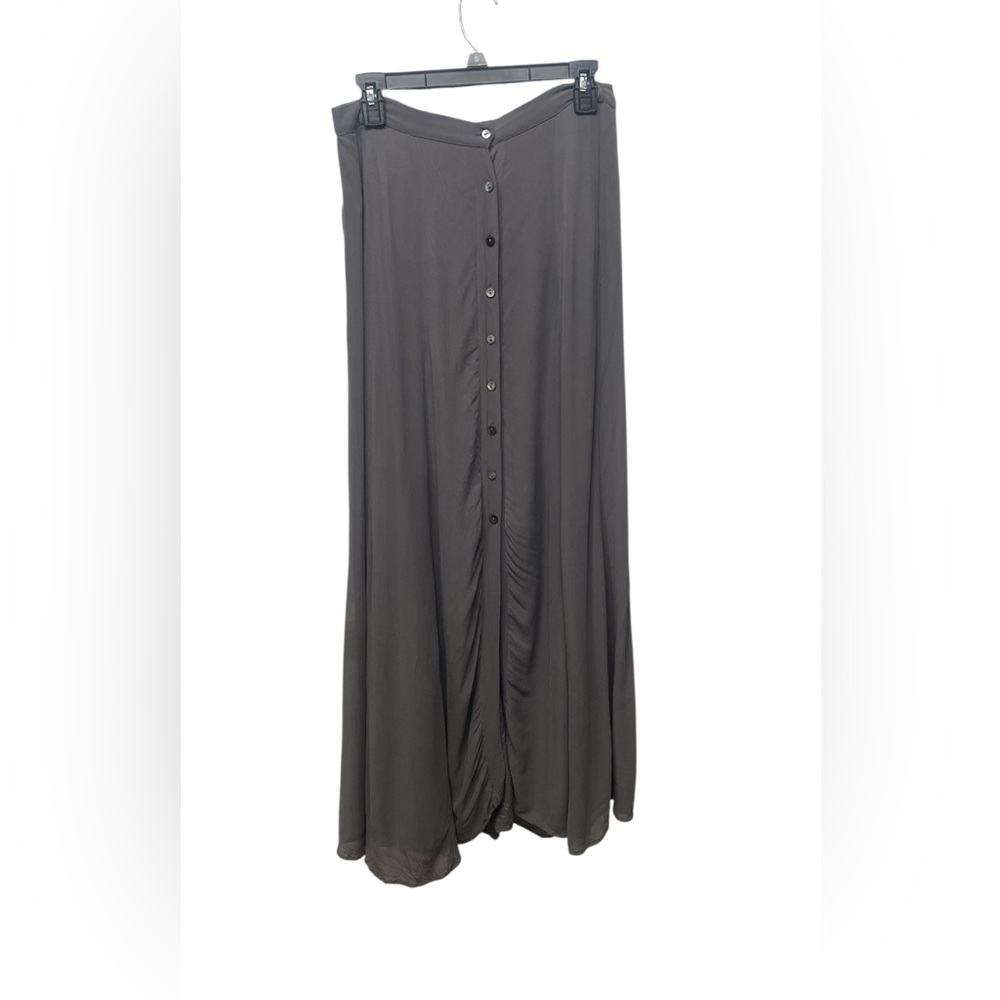 Chan Luu long grey maxi skirt with buttons.‎ - Picture 2 of 4